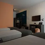 Ramada Encore By Wyndham Messe 3* Mnichov