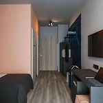 Ramada Encore By Wyndham Messe 3* Mnichov