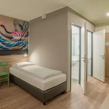 Отель Ramada Encore By Wyndham Messe