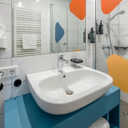 Ramada Encore By Wyndham Messe 3* Munich