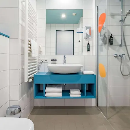 Ramada Encore By Wyndham Messe Отель Мюнхен