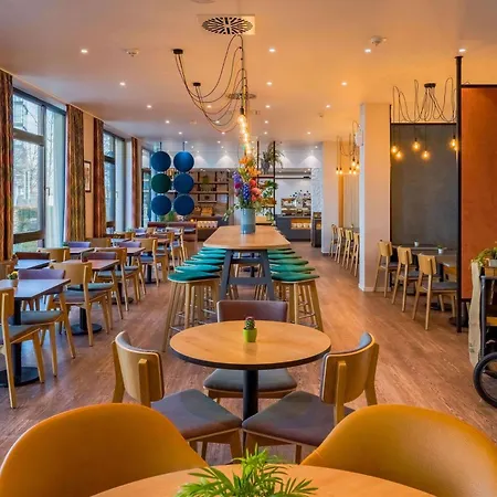 Ramada Encore By Wyndham Messe Hotel