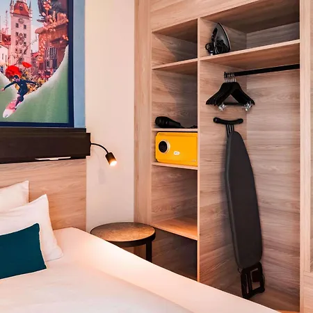 Ramada Encore By Wyndham Messe Отель 3*