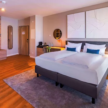 Ramada Encore By Wyndham Messe 호텔 3*