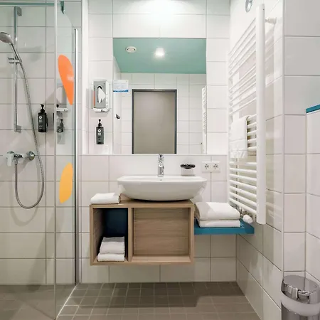 Ramada Encore By Wyndham Messe Отель Мюнхен
