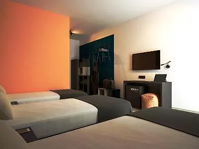 ホテル Ramada Encore By Wyndham Messe 3*